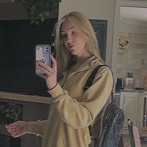 Meet your Posher, Gracie